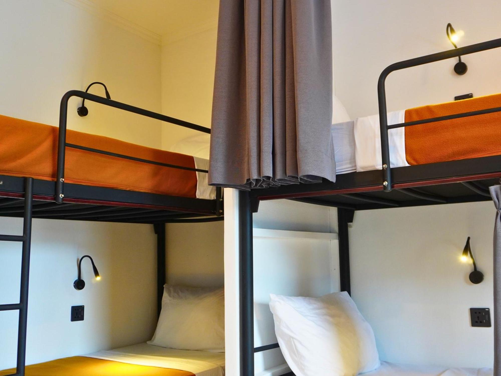 Summer Of Surf Hostel Uluwatu 웅아산 외부 사진