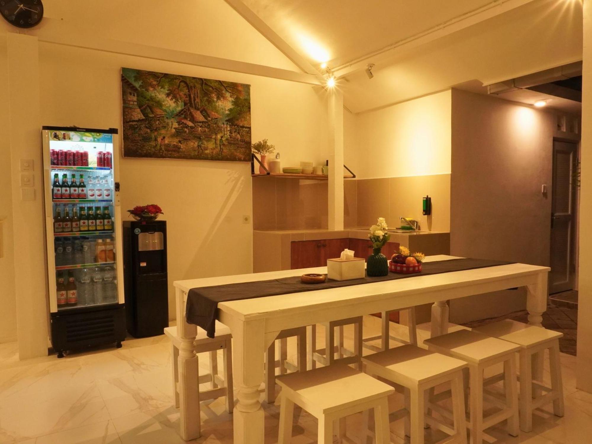 Summer Of Surf Hostel Uluwatu 웅아산 외부 사진