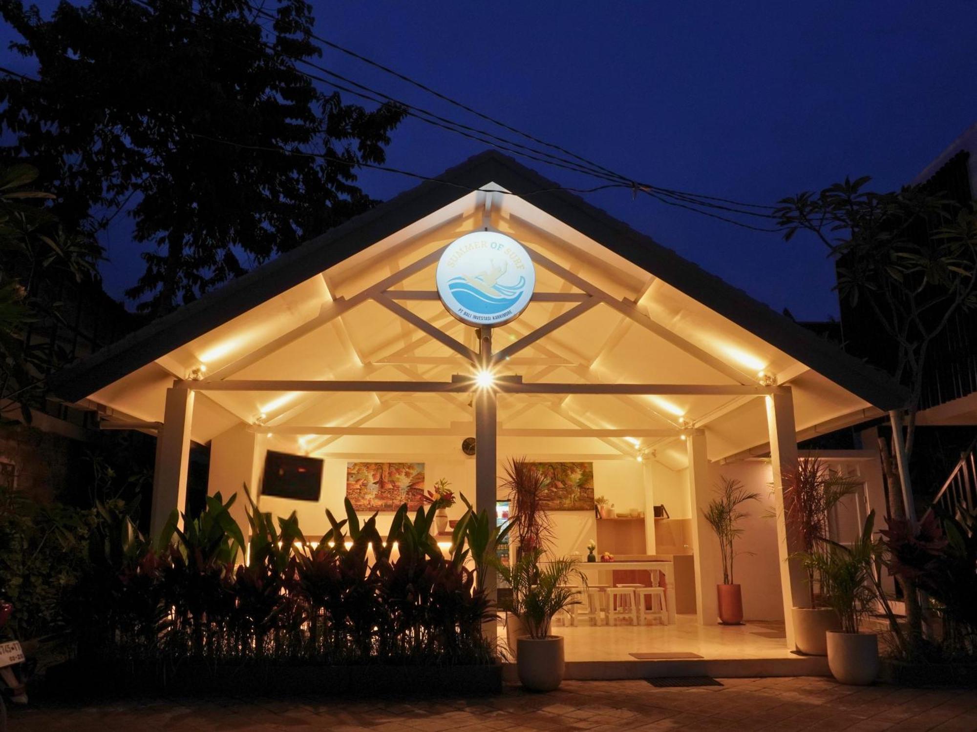 Summer Of Surf Hostel Uluwatu 웅아산 외부 사진