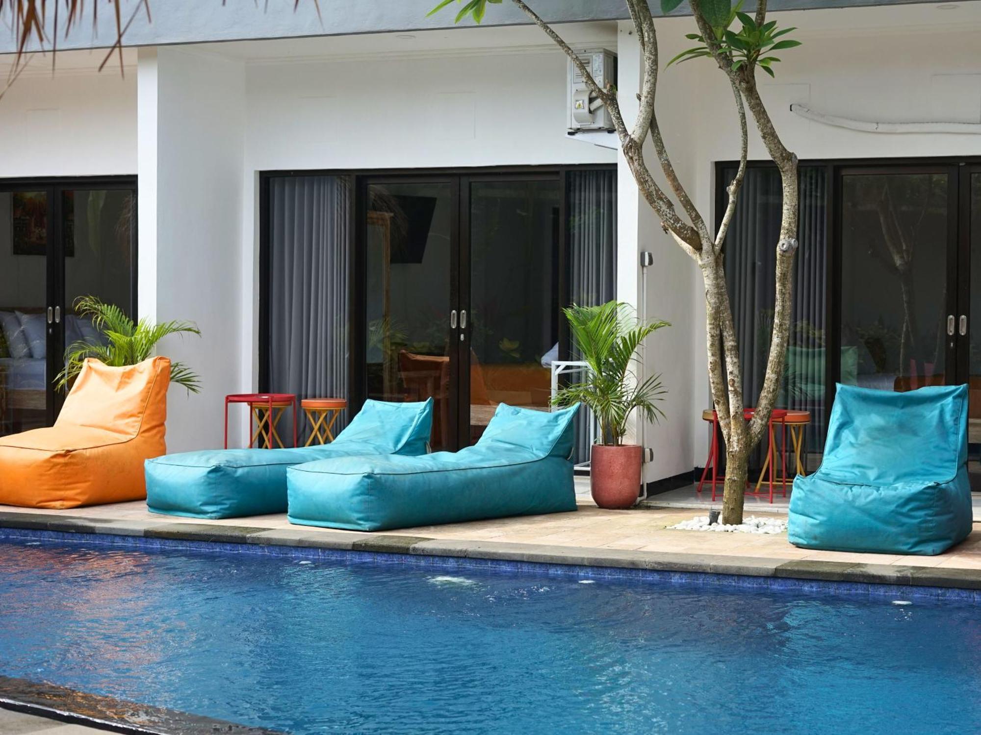 Summer Of Surf Hostel Uluwatu 웅아산 외부 사진