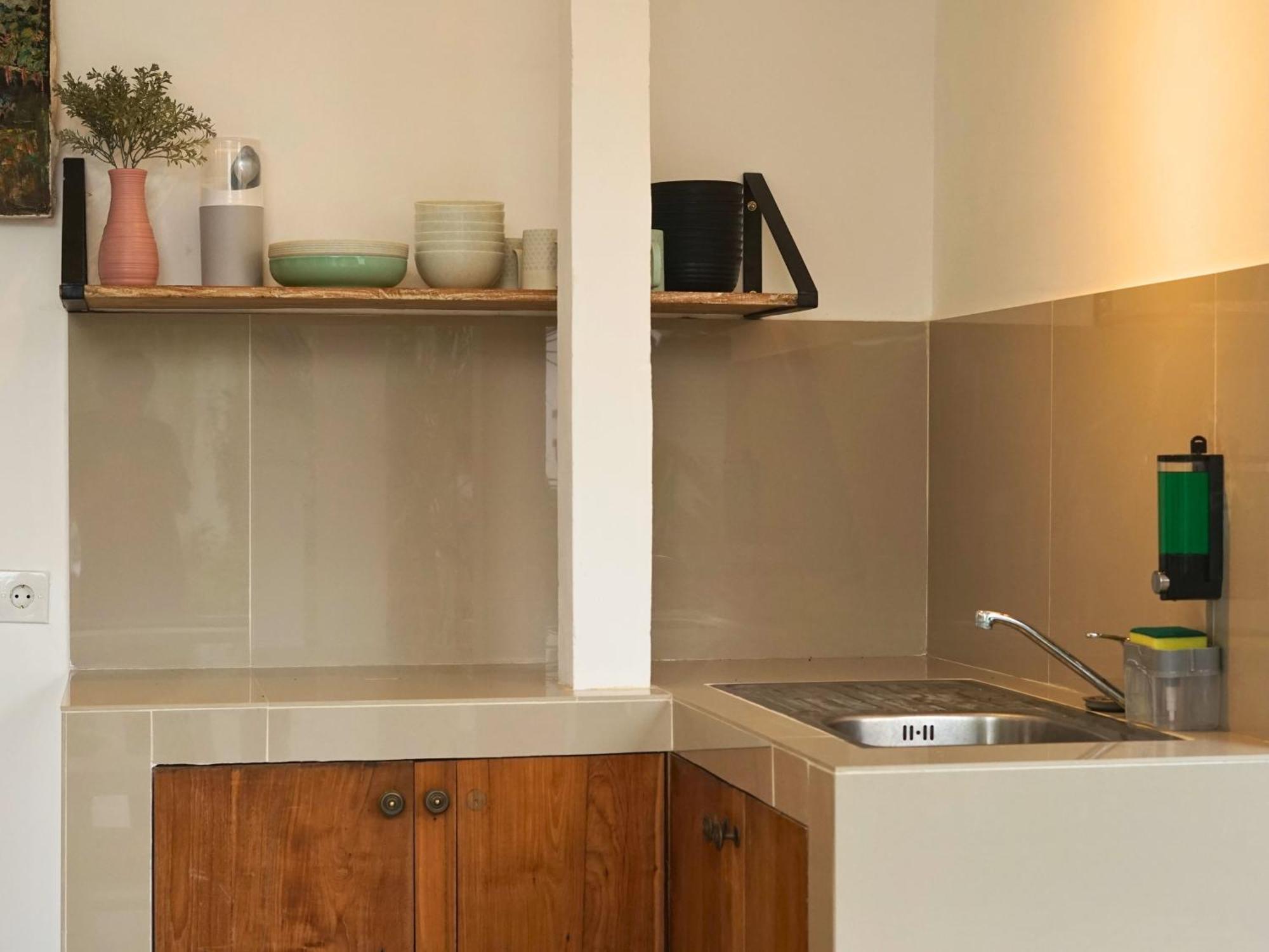Summer Of Surf Hostel Uluwatu 웅아산 외부 사진